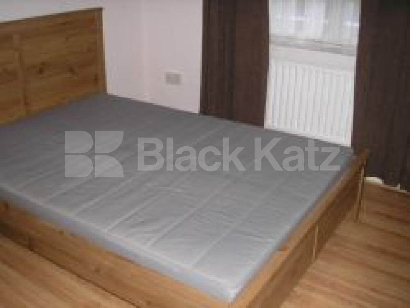 			2 Bedroom, 1 bath, 1 reception Flat			 Boundary Road, ST JOHNS WOOD NW8